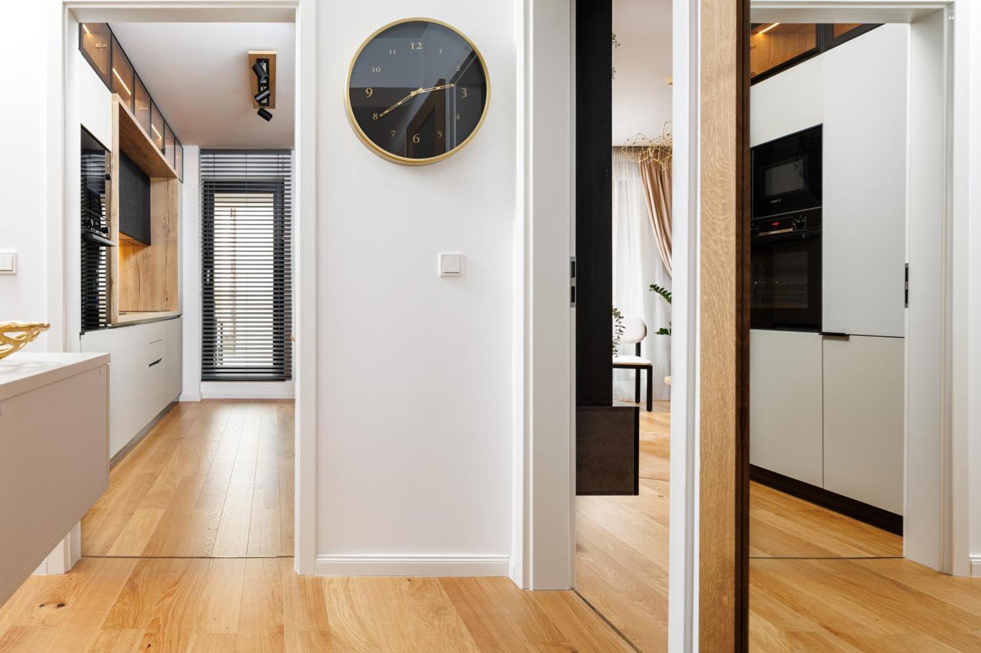 Pure Living Apartment W. Private Parking Brasov Exterior photo